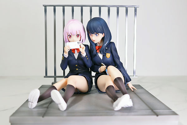 ウイング/渋谷スクランブルフィギュア様のご依頼で、アニメ『SSSS.GRIDMAN』新条アカネ＆宝多六花の原型を製作させていただきました。 ©円谷プロ ©2018 TRIGGER・雨宮哲／「GRIDMAN」製作委員会